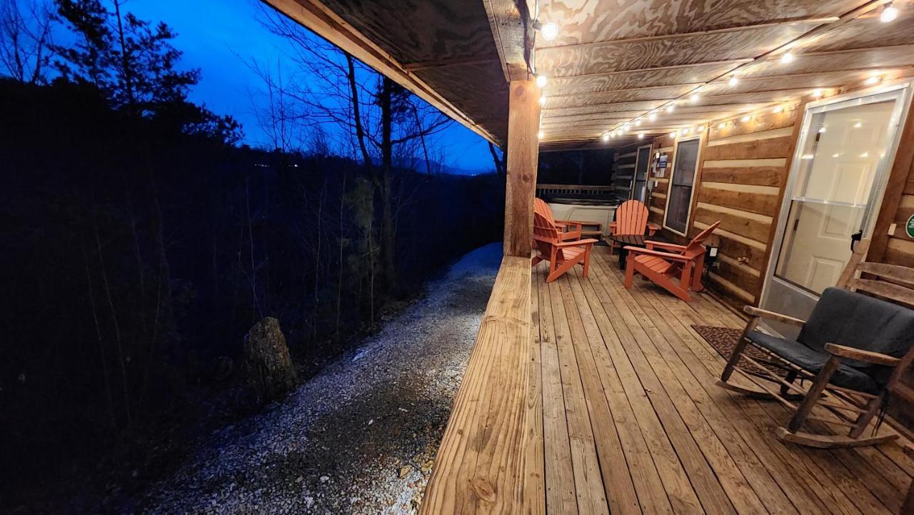 Rustic Cabin Sevierville Exterior photo